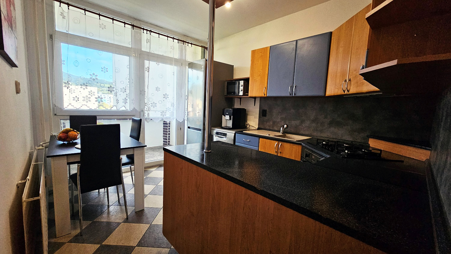 EXKLUZÍVNE! 3-izbový byt s lodžiou, zariadený, všade blízko, Kysucké Nové Mesto, Cena v RK